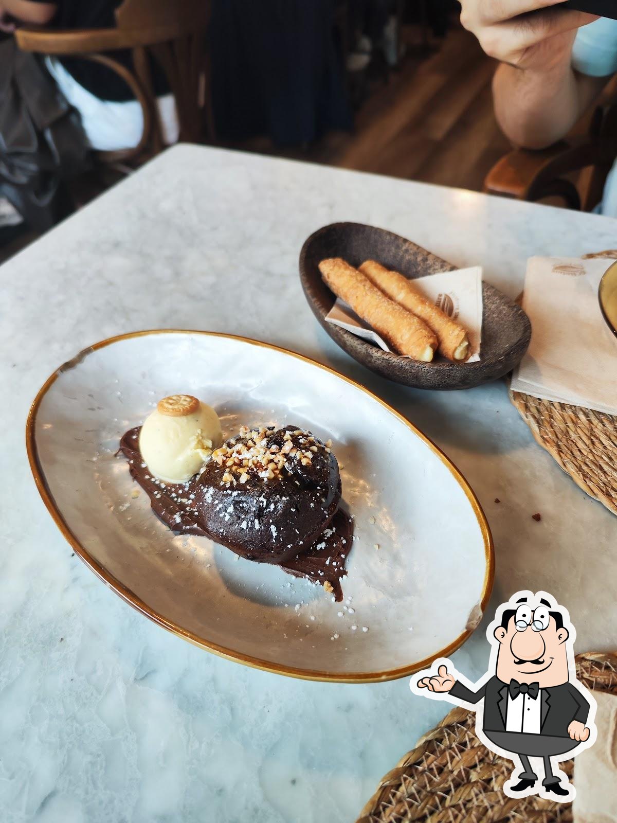 Интерьер "bicos Restaurante".
