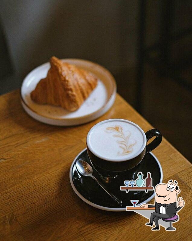 Забронируйте столик в "Территория кофе".