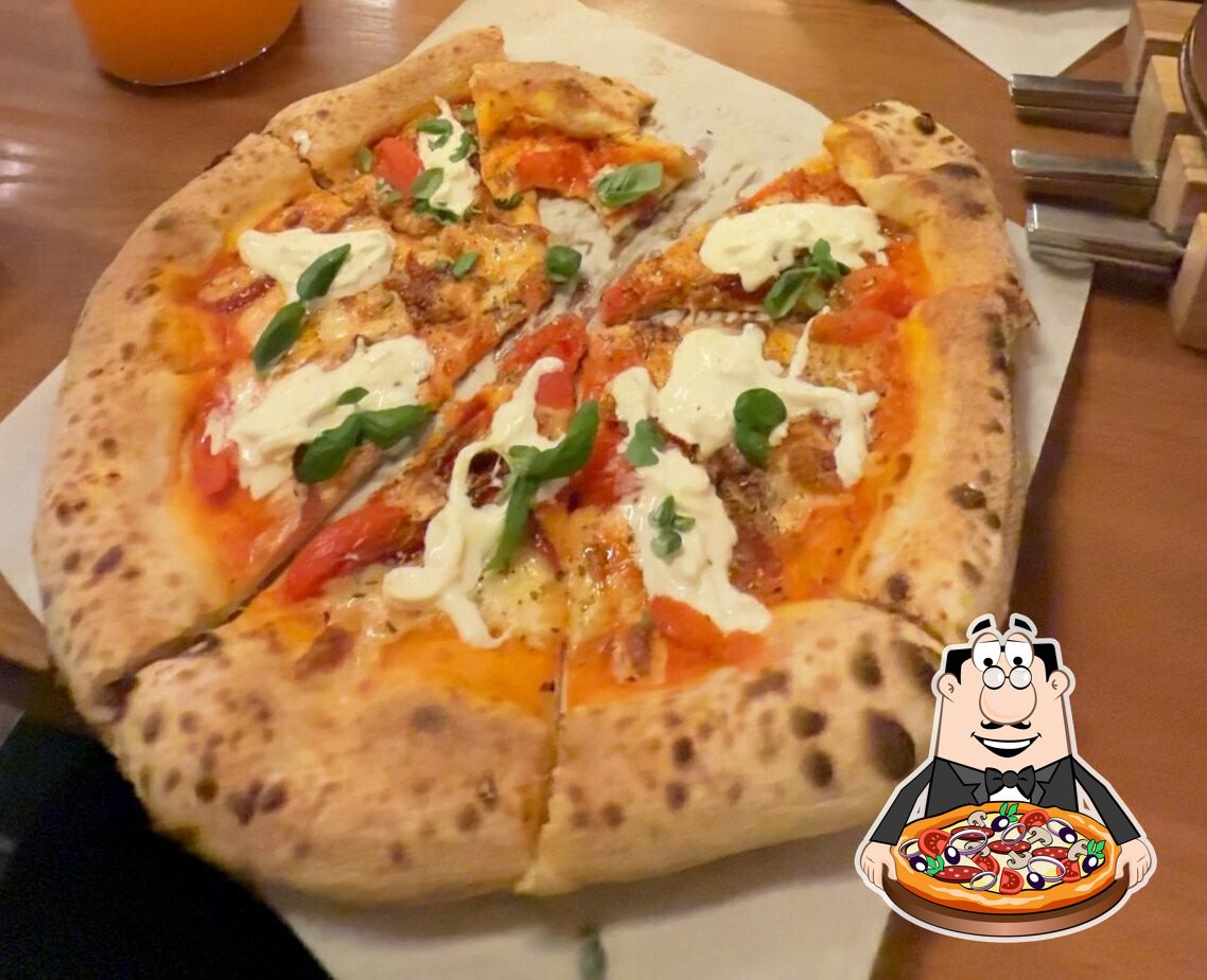 Пицца - самое  популярное фаст-фуд блюдо в мире.