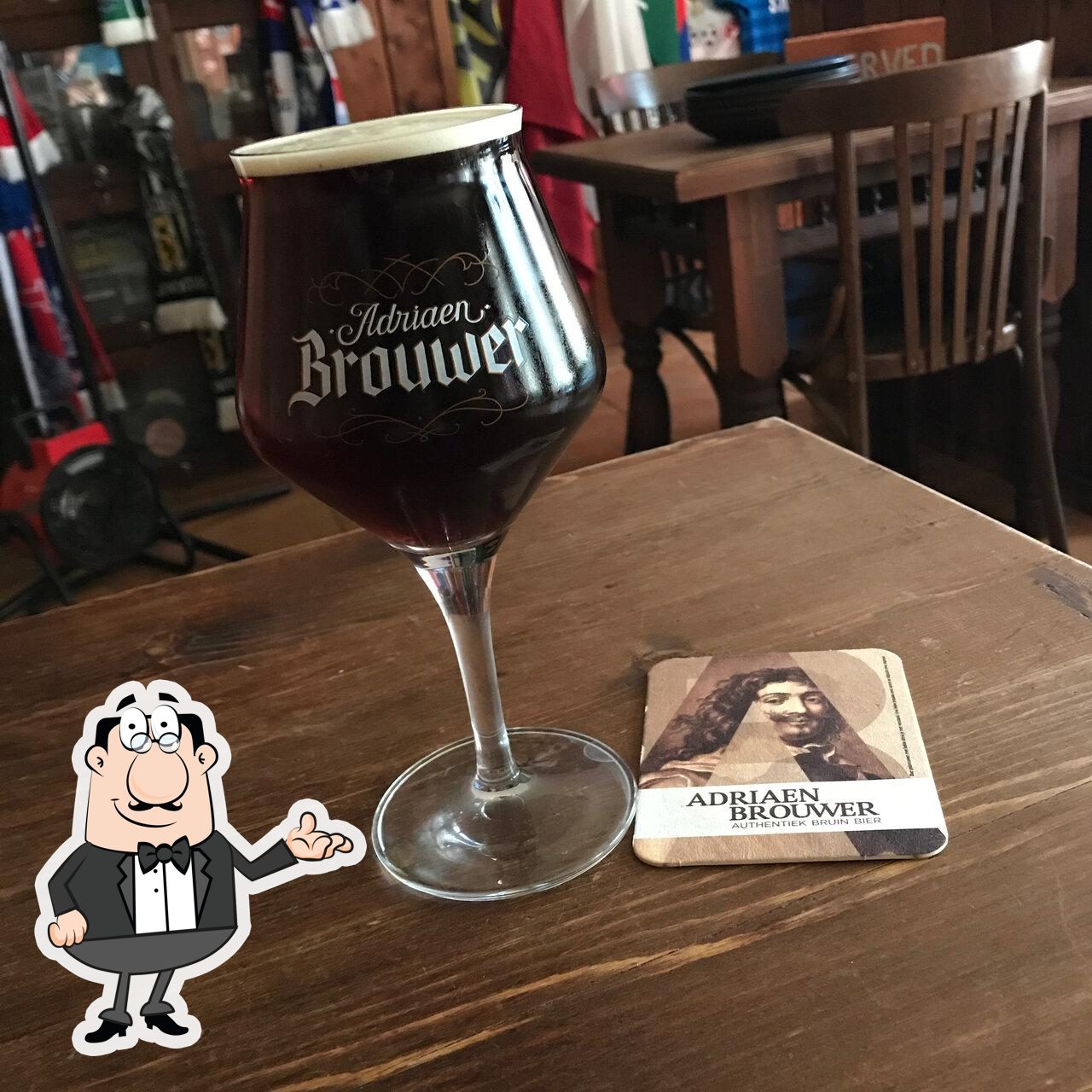 Посмотрите на внутренний интерьер "Alex Pub".