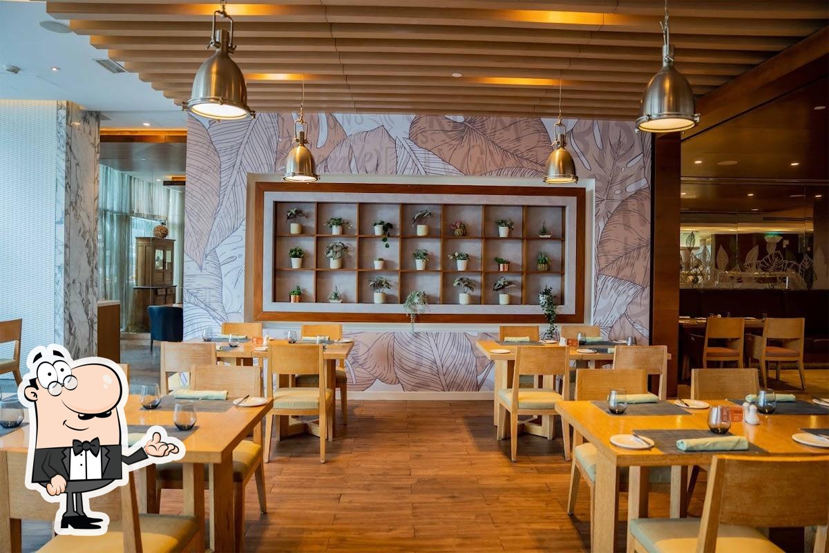 Забронируйте столик в "Gastro Kitchen".