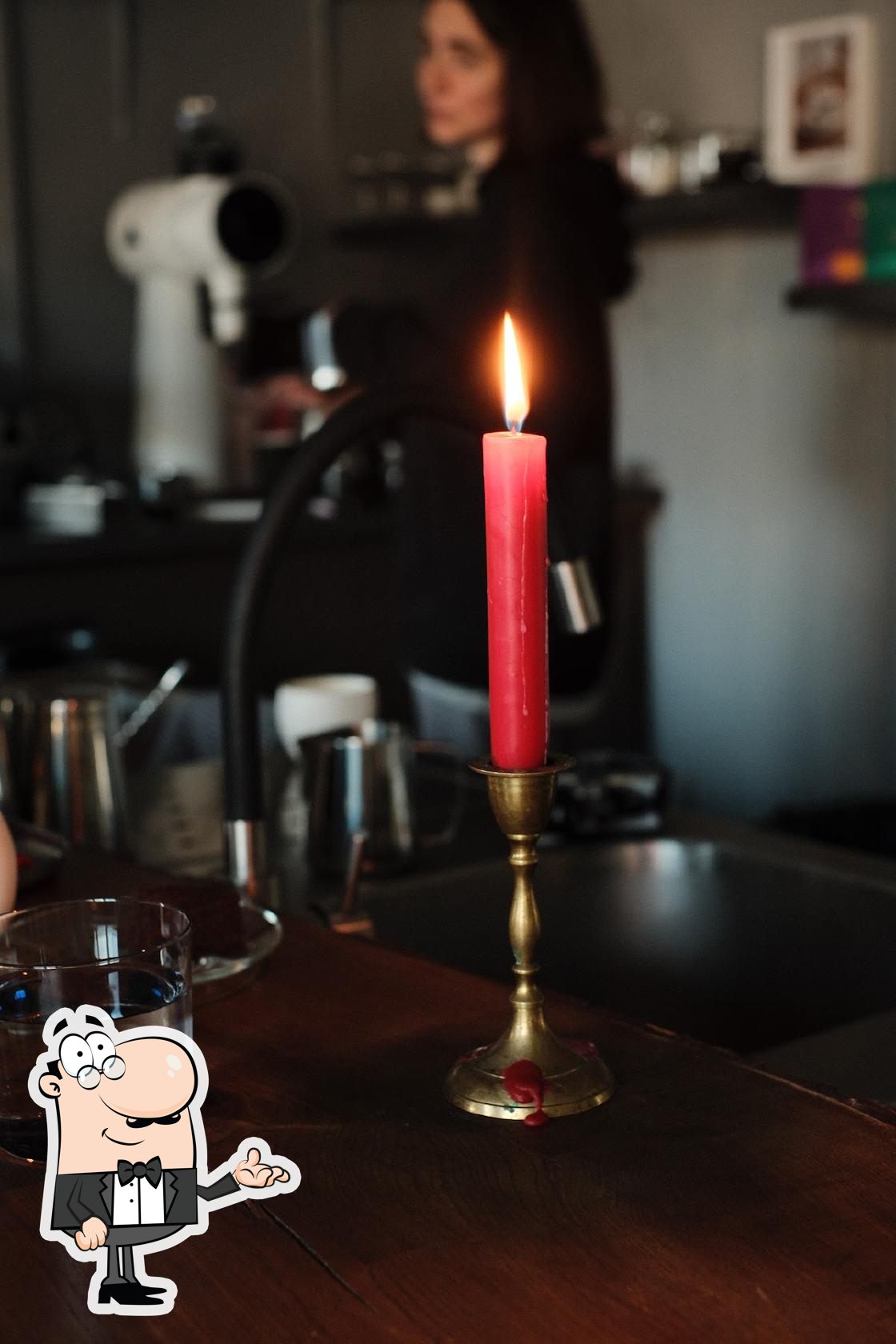 Забронируйте столик в "27 Bar".