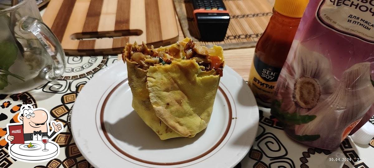 Еда в "DONER Burger"