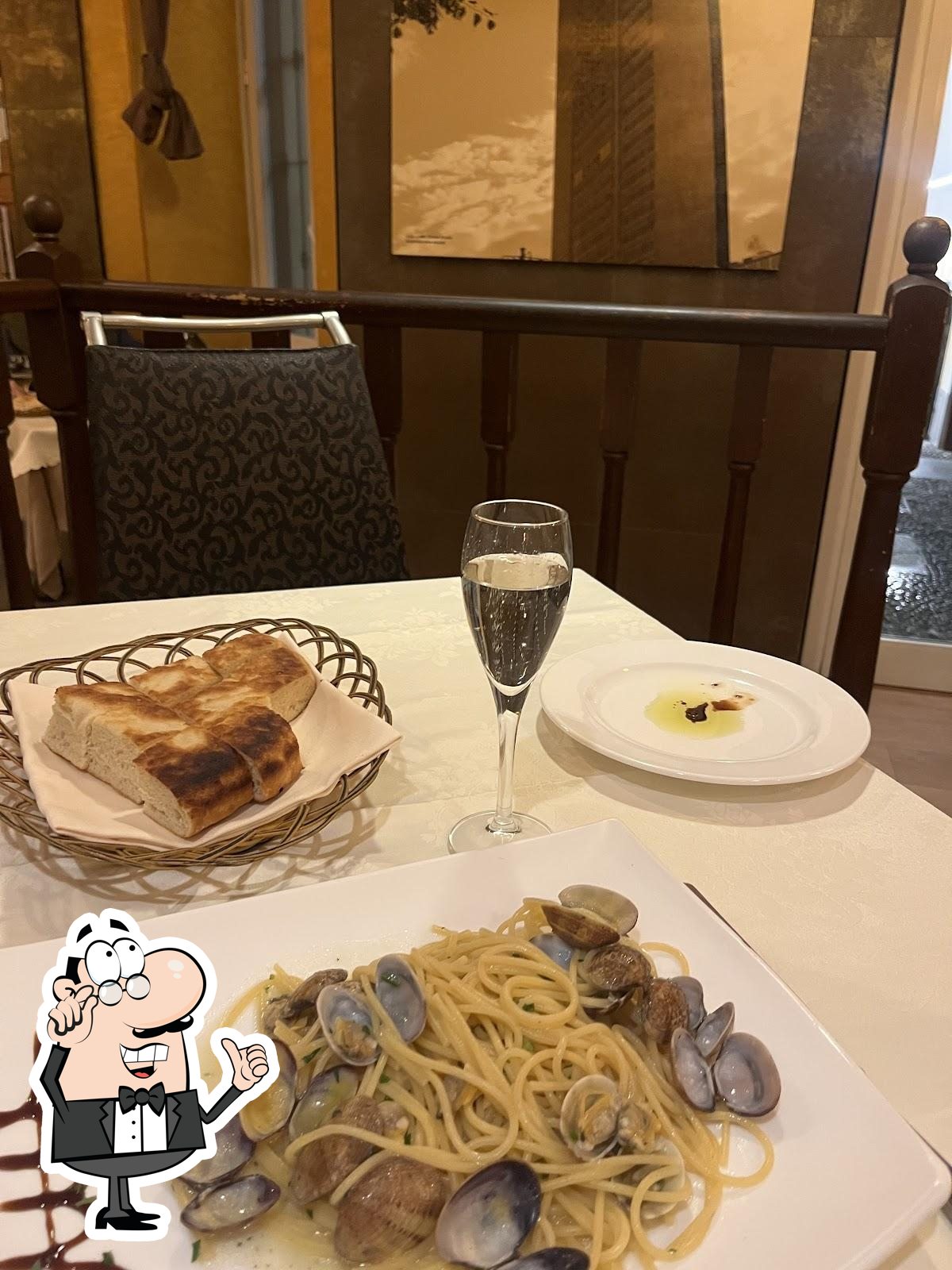 Интерьер "Osteria Fara".