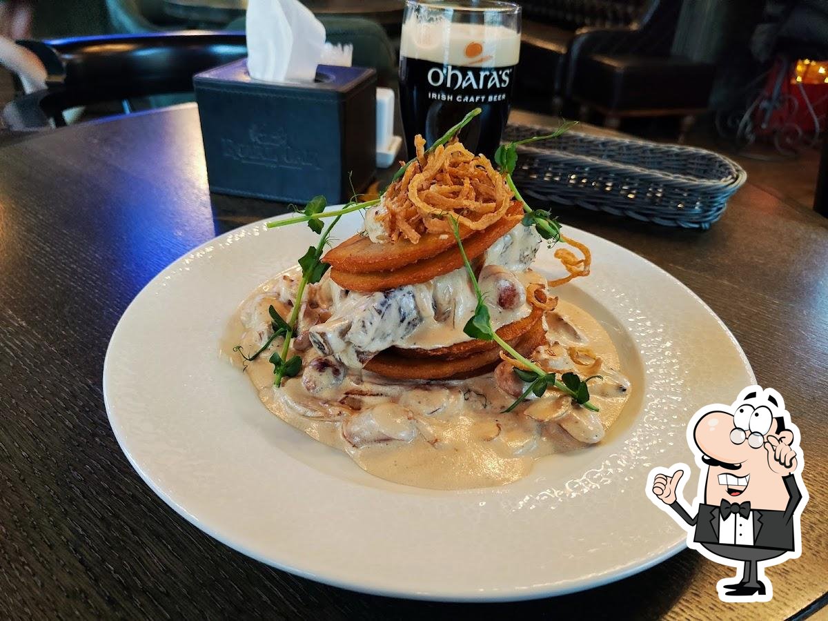 Интерьер "Royal Oak Pub".