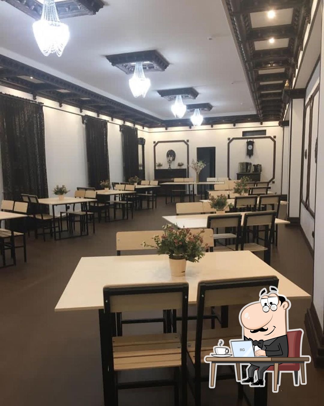 Забронируйте столик в "Самовар".