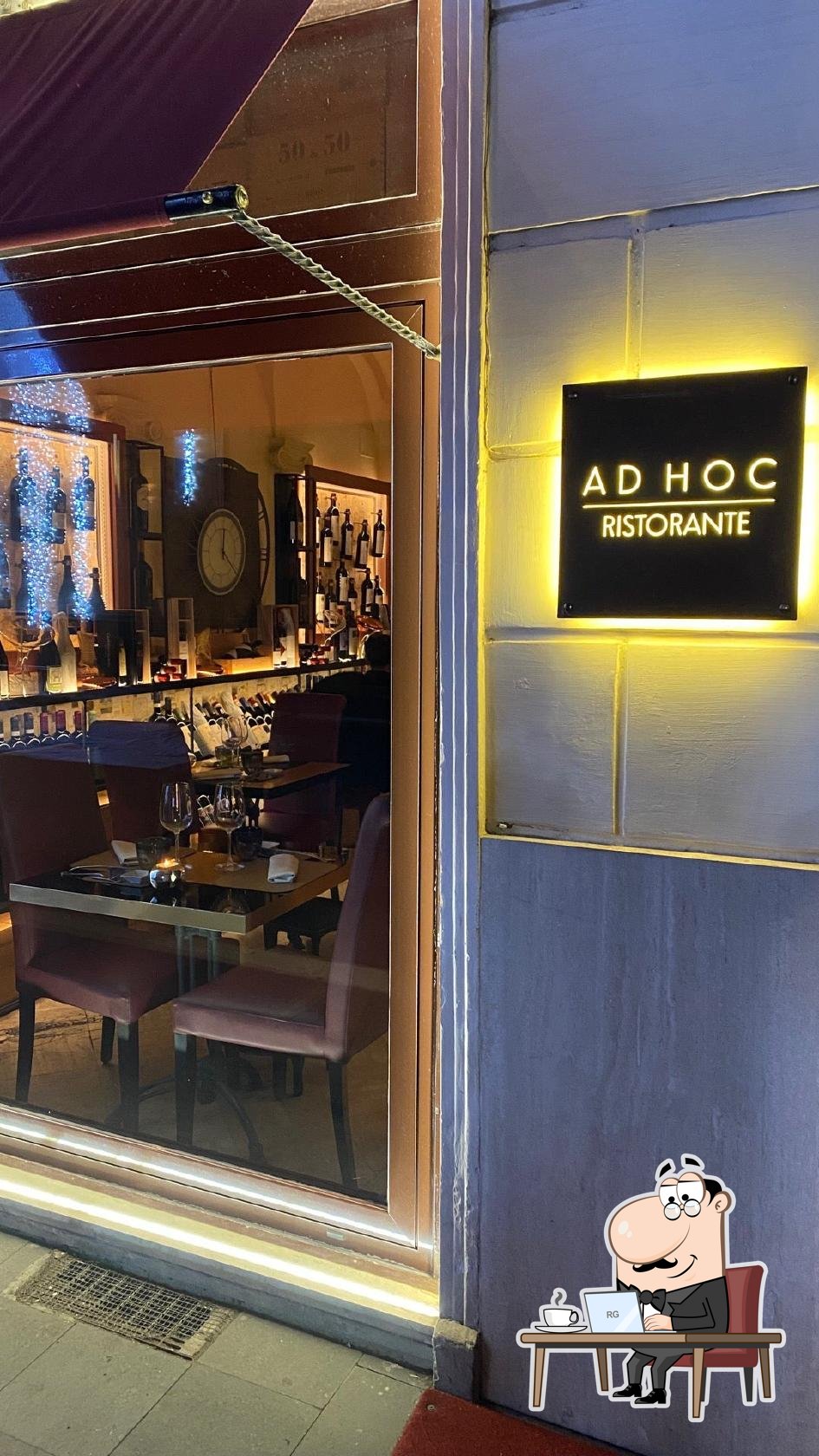 Забронируйте столик в "Ristorante Ad Hoc".