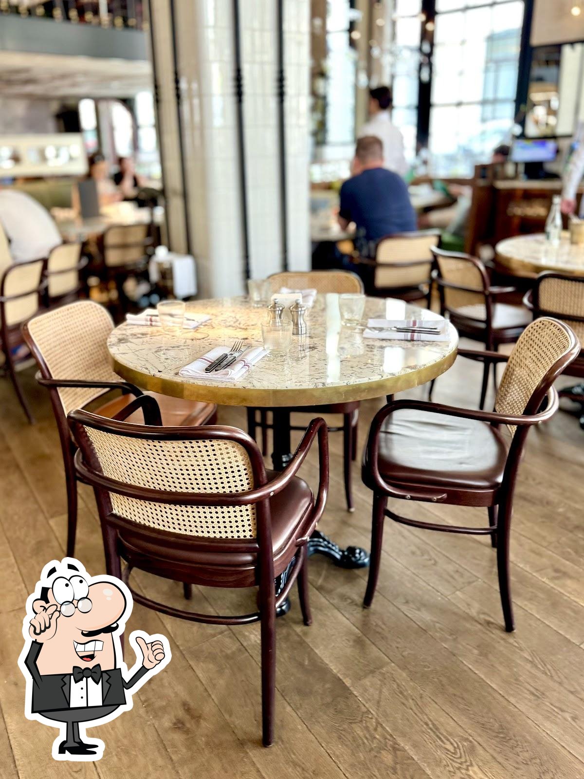 Забронируйте столик в "Grace Bistro".