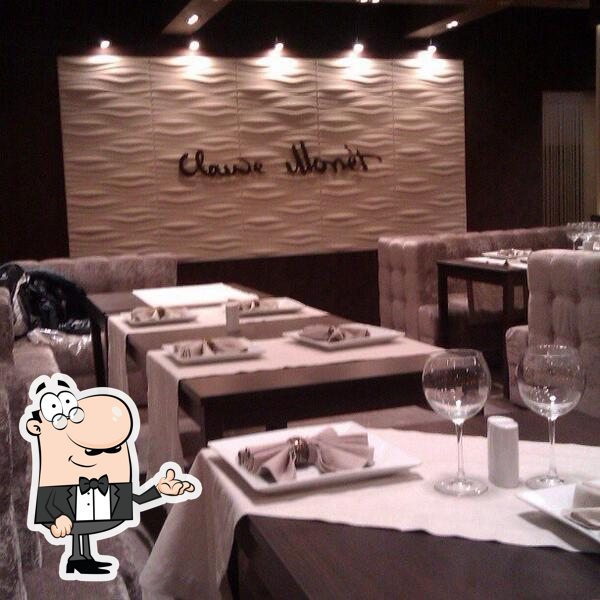 Посмотрите на внутренний интерьер "Grace Bistro".