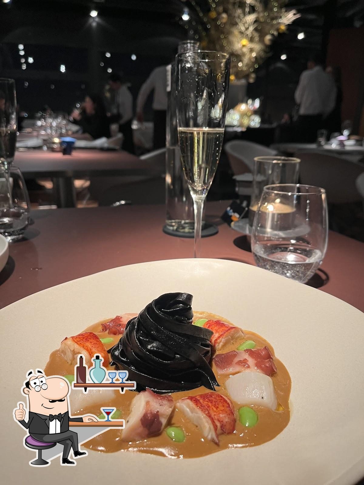 Забронируйте столик в "Altamar Restaurant".