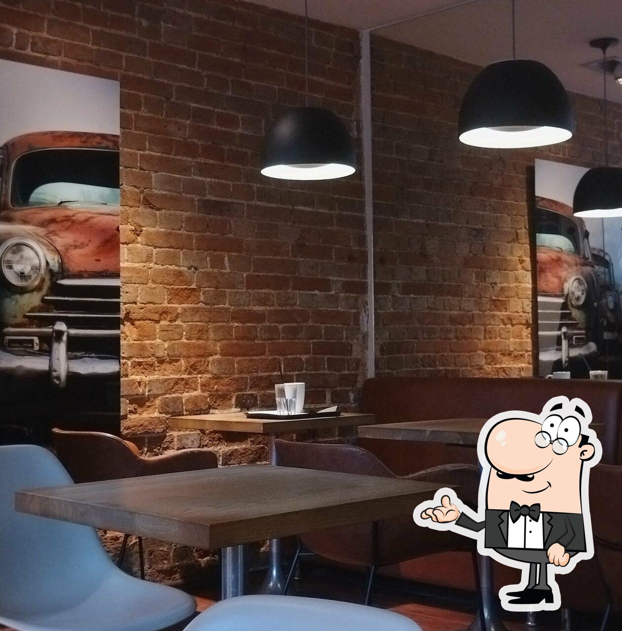Посмотрите на внутренний интерьер "Simple Coffee".