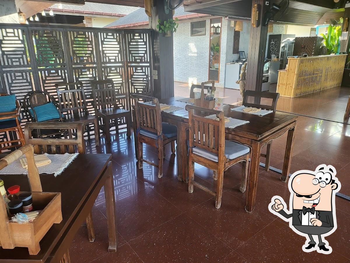 Интерьер "Sea Valley Restaurant".