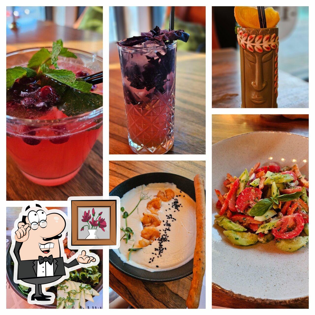 Посмотрите на внутренний интерьер "Grill Pizza Station".