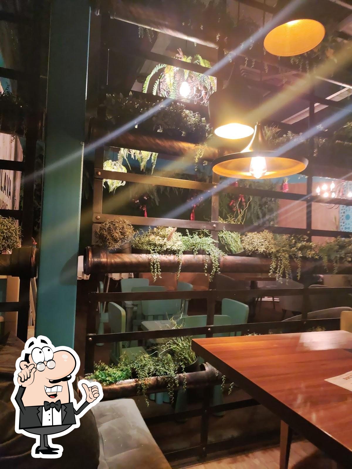 Интерьер "Pahlava".