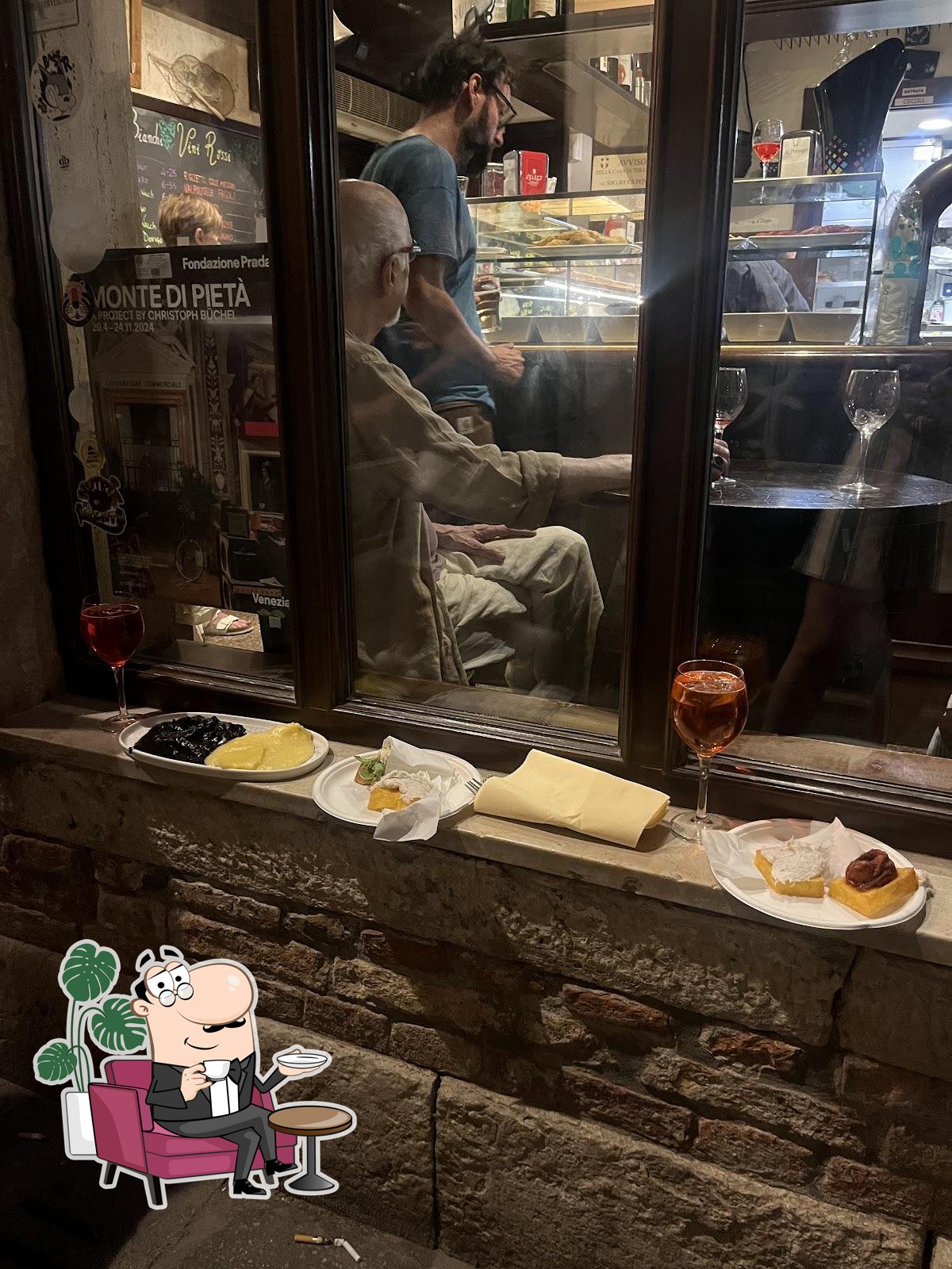 Забронируйте столик в "Osteria Al Portego".