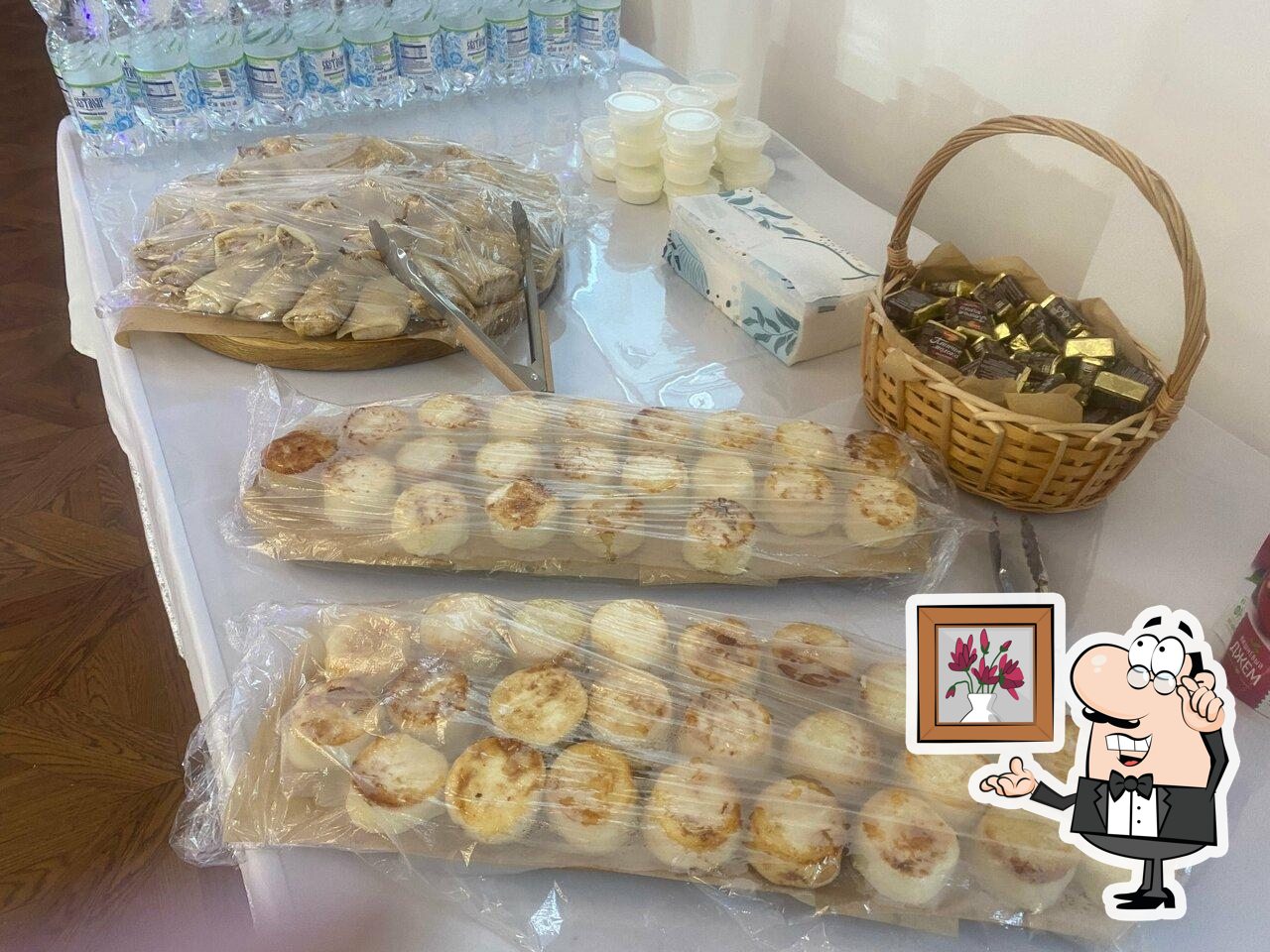 Посмотрите на внутренний интерьер "Овсянка".