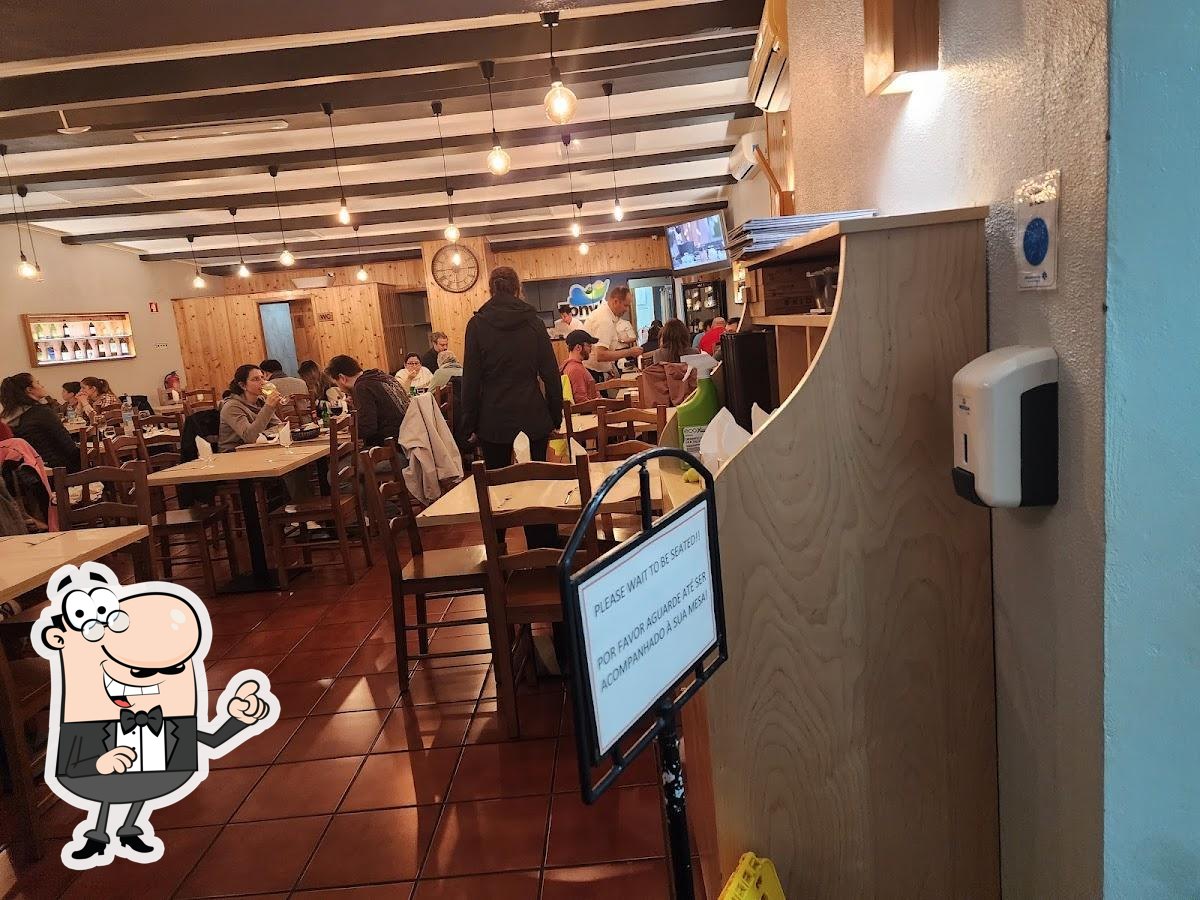 Забронируйте столик в "Restaurante Tony´s".