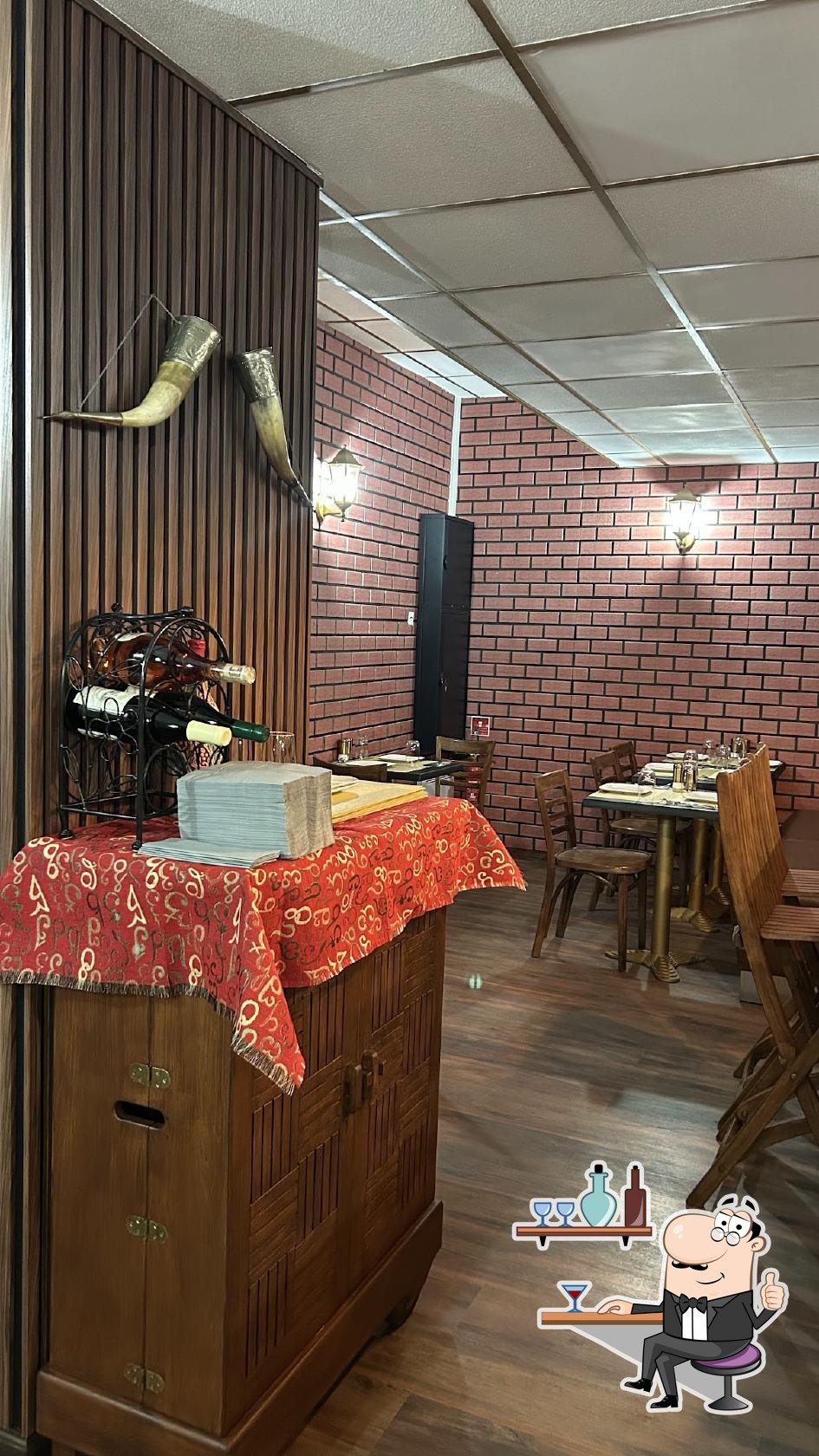 Забронируйте столик в "Restaurant Géorgien - TIFLIS".