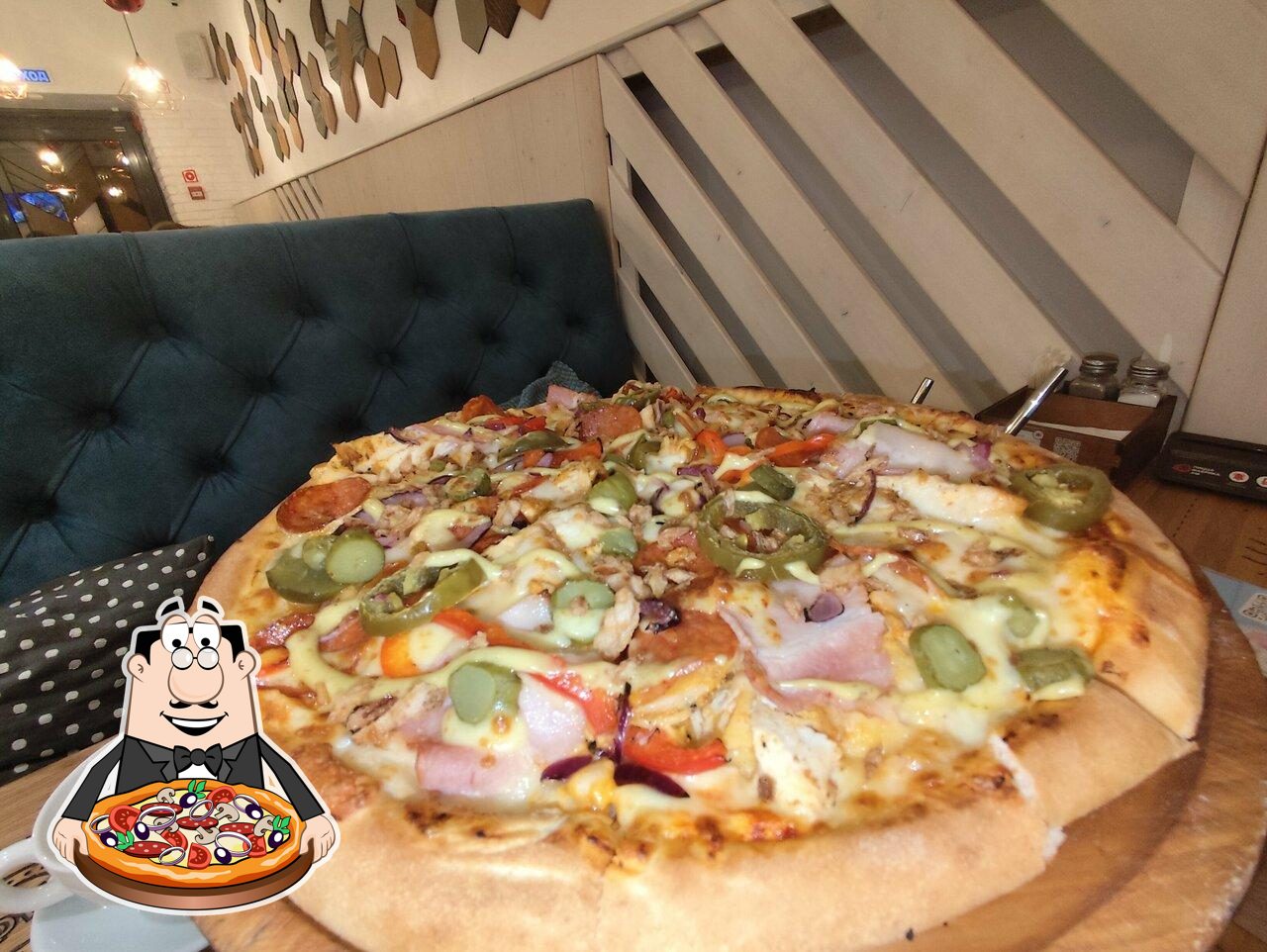 Пицца - самое  популярное фаст-фуд блюдо в мире.