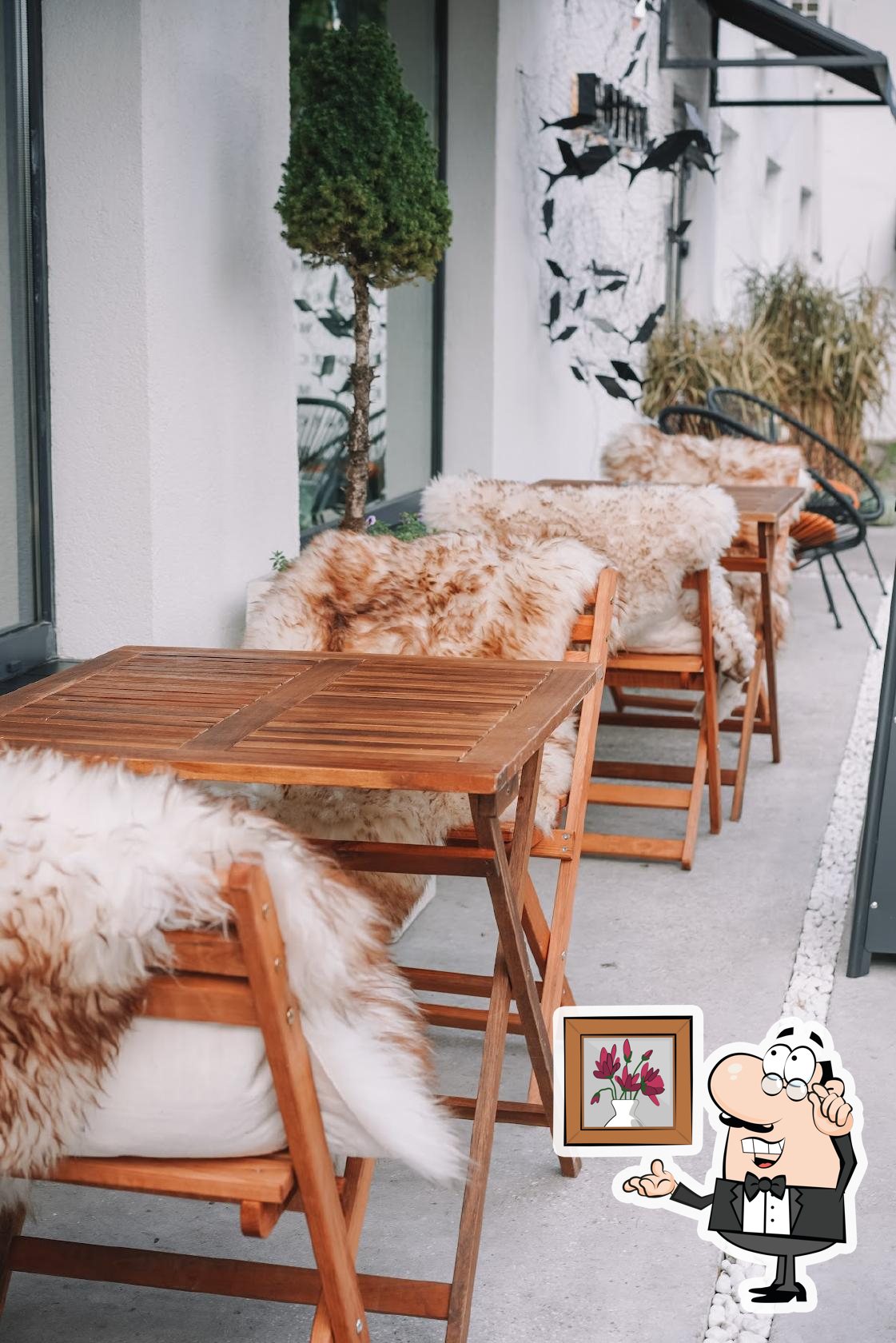 Интерьер "Moreca Seafood & Wine rest".