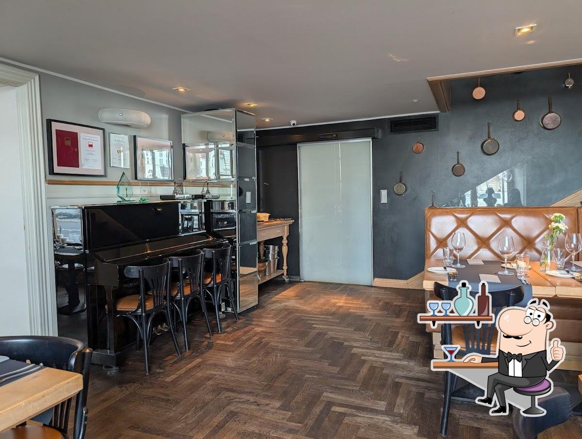 Забронируйте столик в "Restauracja ELIXIR by Dom Wódki polish restaurant Warsaw".