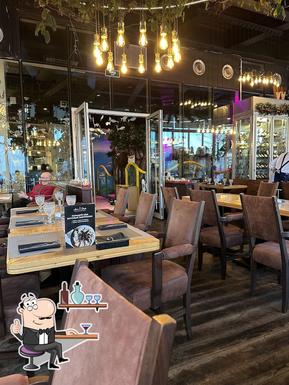 Интерьер "Мясо&Рыба".
