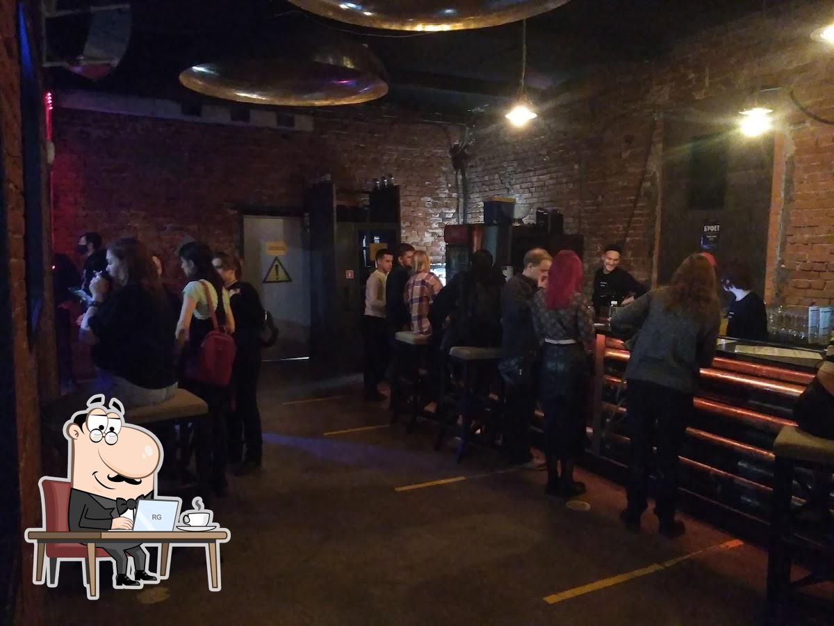 Забронируйте столик в "Фабрика Event Hall".