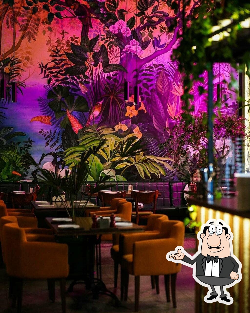 Забронируйте столик в "Невинный".