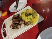 Espetão Paris Pousada e Churrascaria