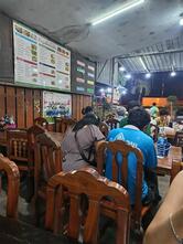 ข้าวต้ม โกชัย สีแยกเวียงสระ บ้องส้อง
