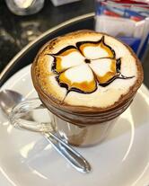 Cakeria - Confeitaria e Café