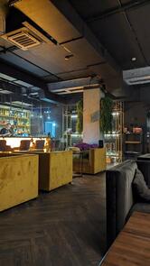 Шахта Lounge Bar