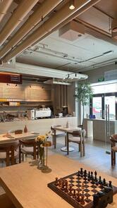 Look Up Cafe&Shop