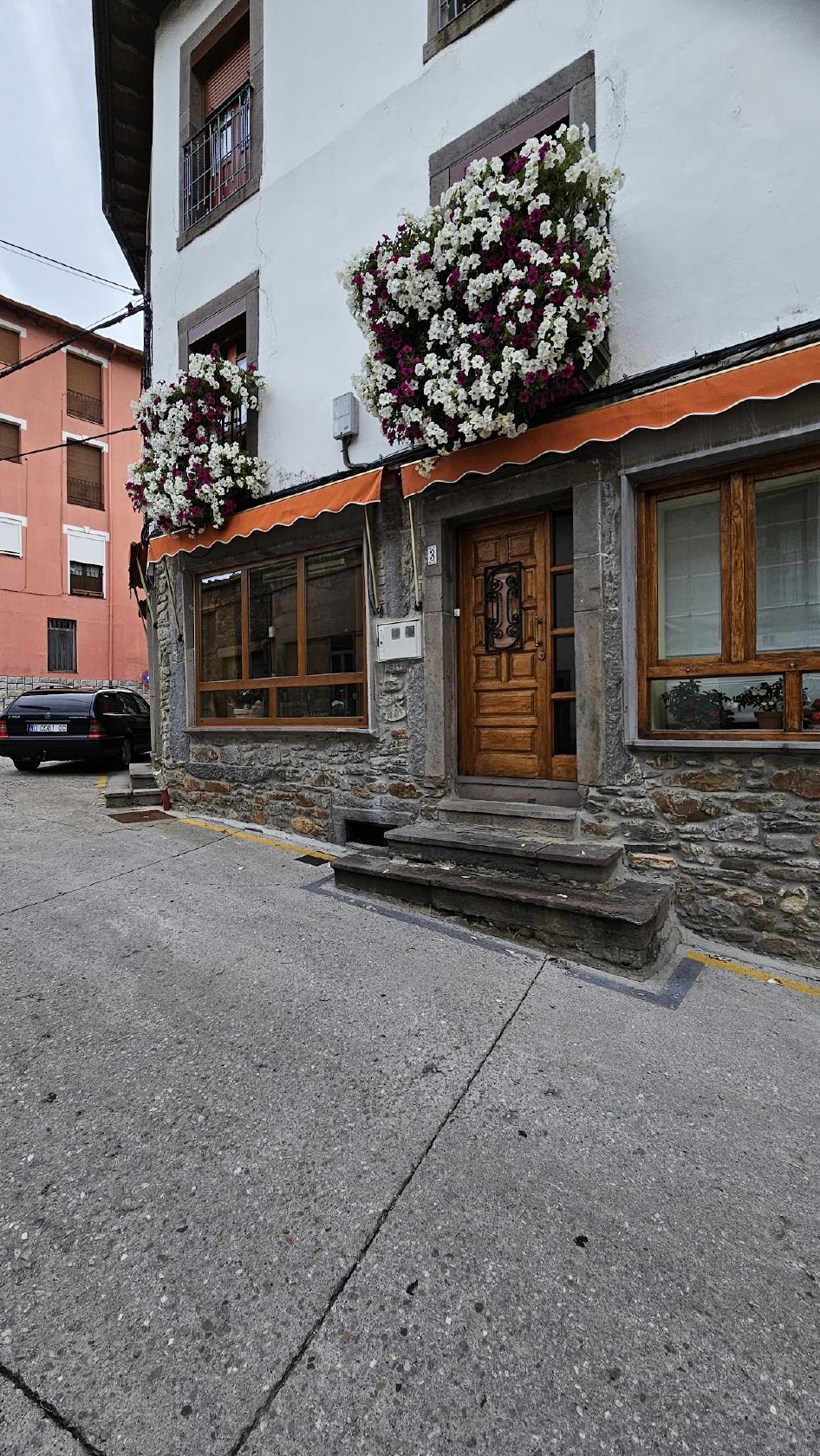 Restaurant bhetania