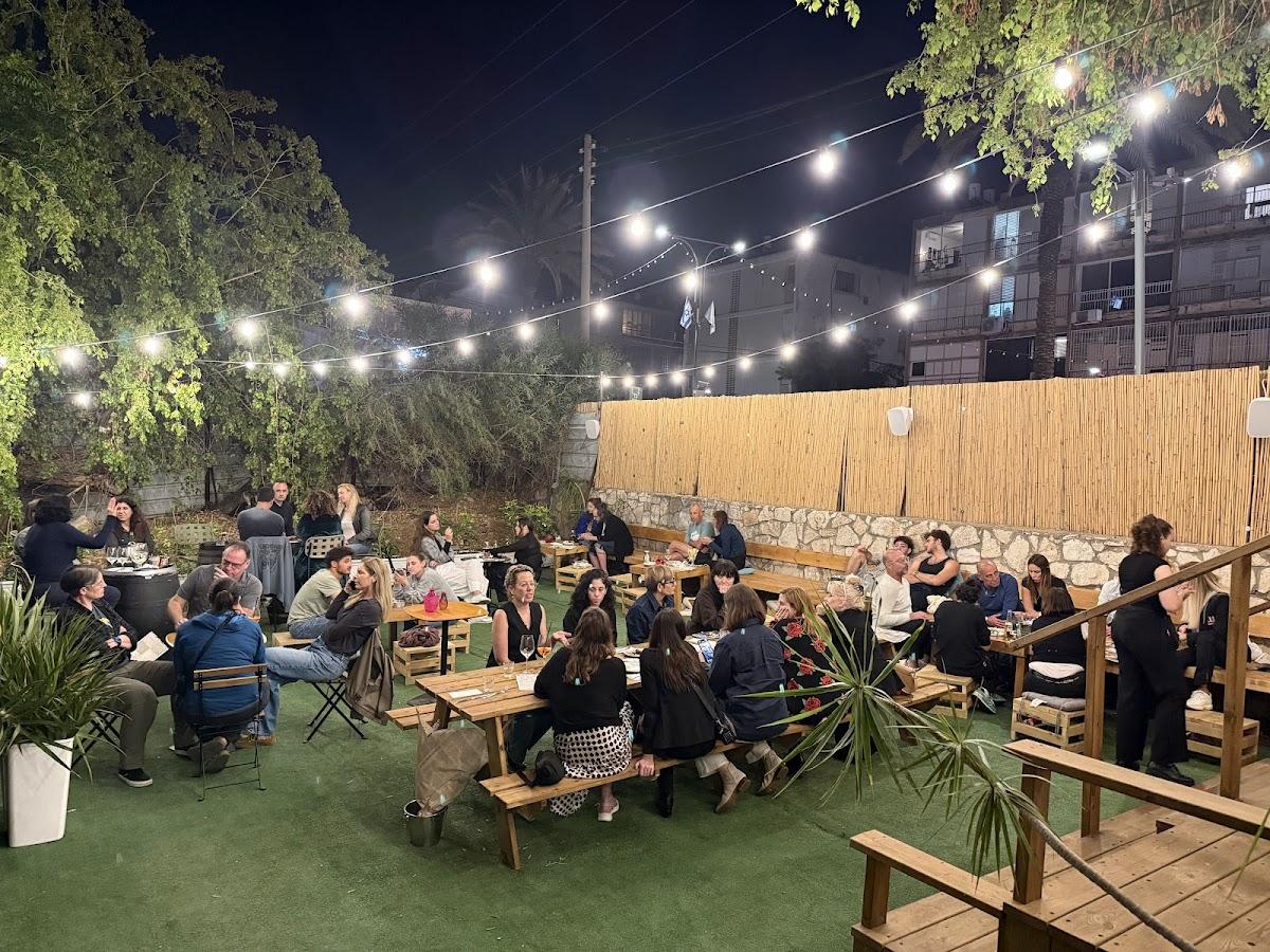 דאלי בר יין DALI Wine Bar