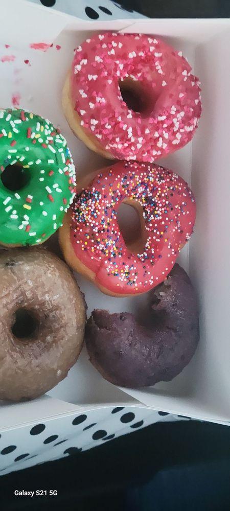 Fresh Donuts