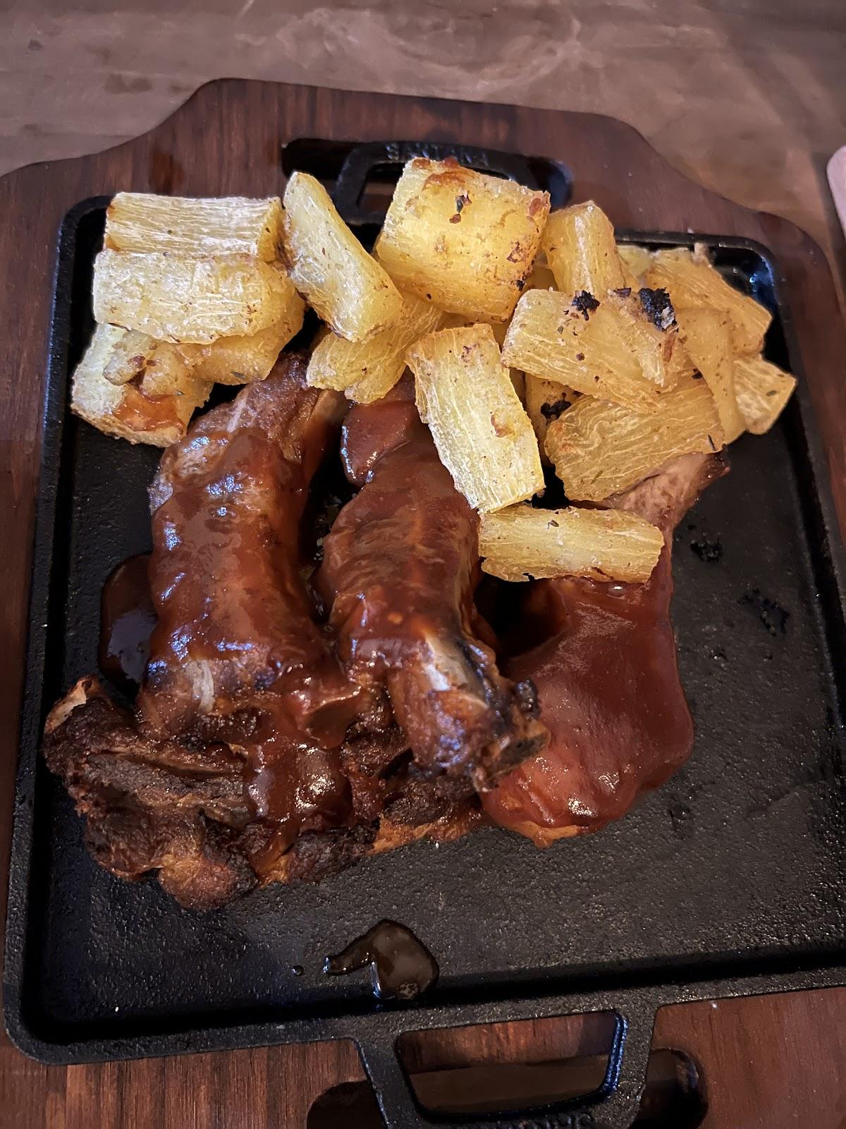 Taverna Pub