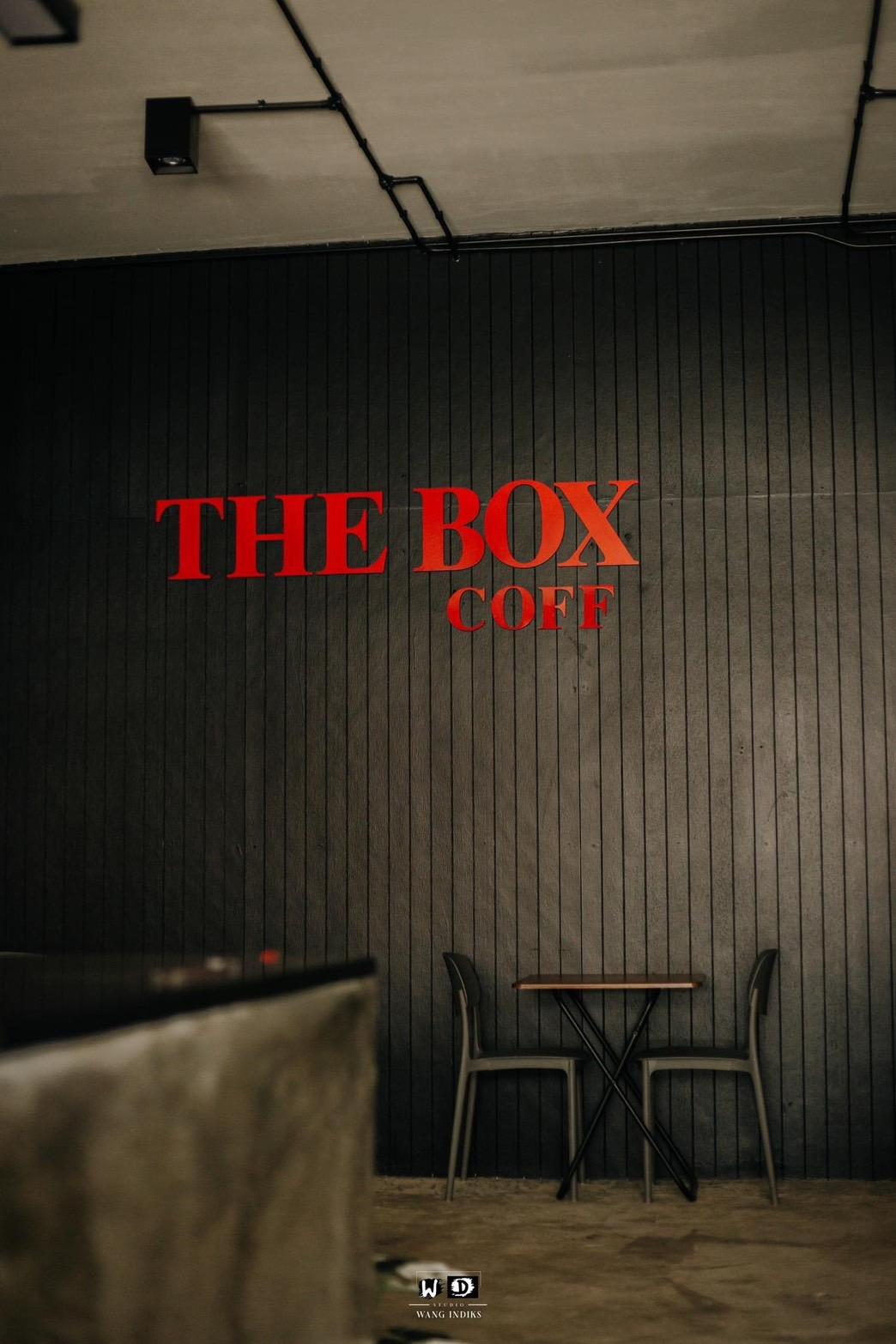 THE BOX COFF RUSO