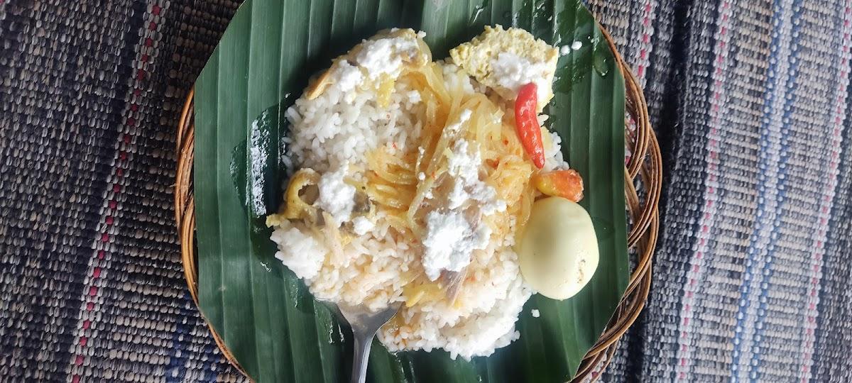 Nasi Liwet Bu Fatimah UMS