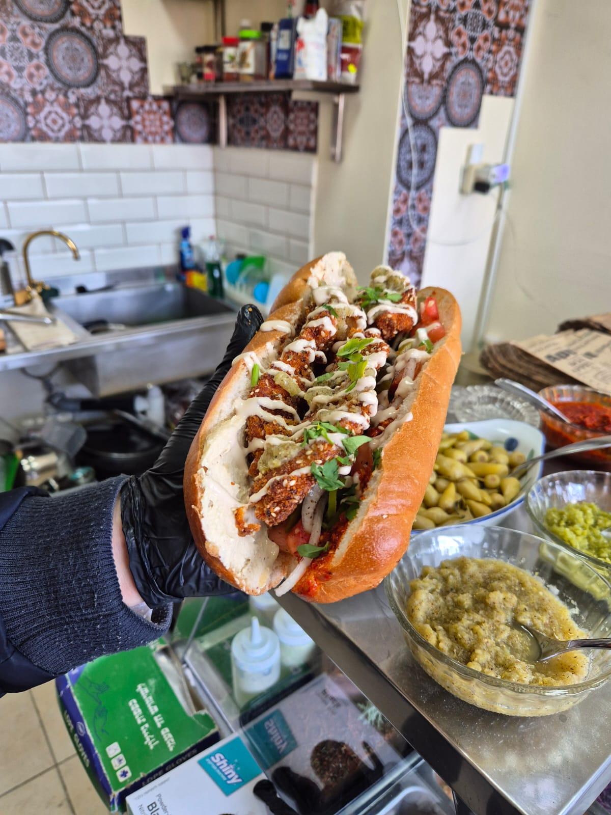 אצל בנעים