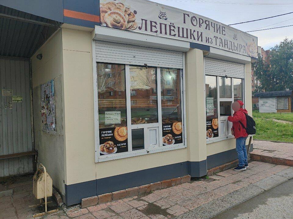 Горячие лепёшки из тандыра