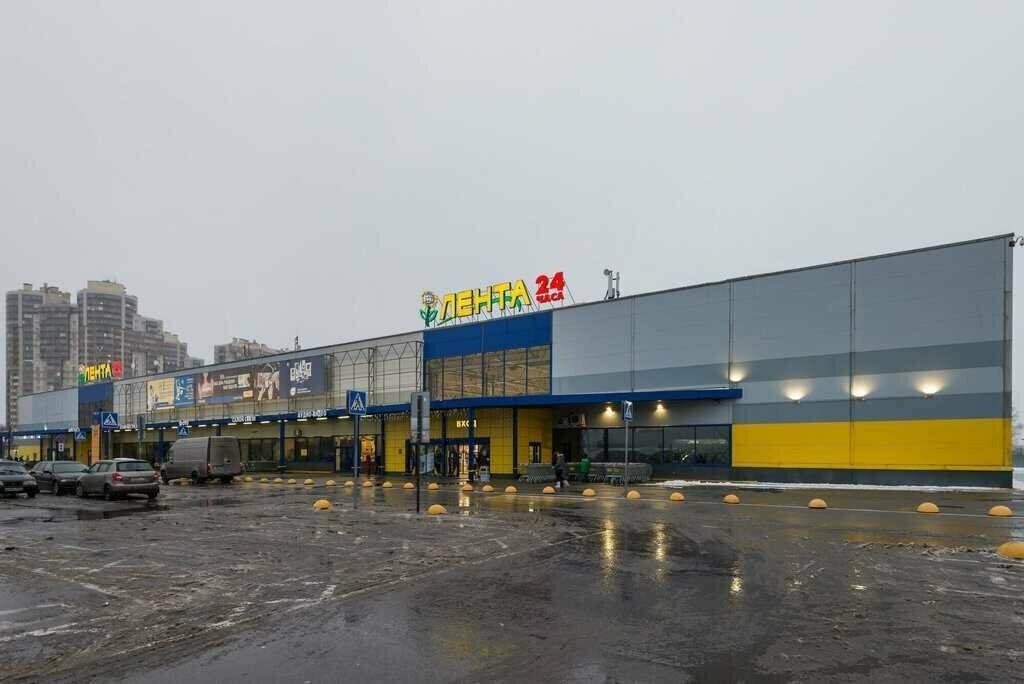 Точка продажи свежевыжатого гранатового сока