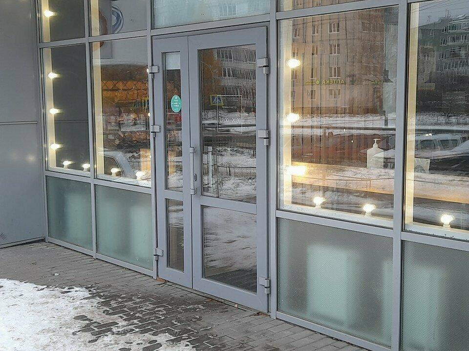 Мама наготовила... Сёма, ешь