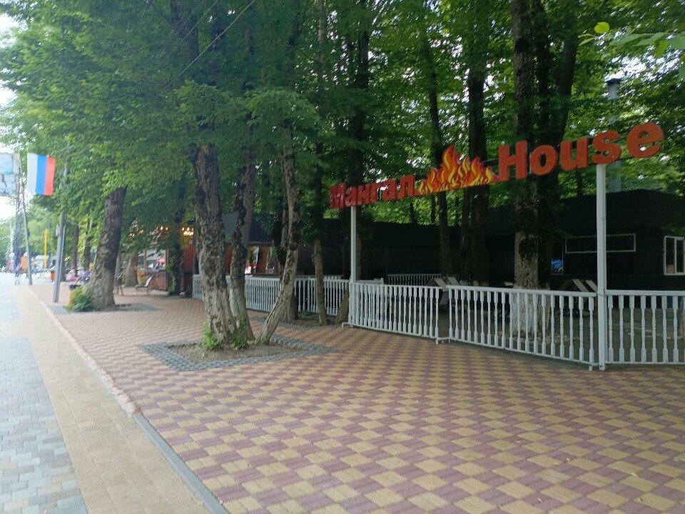 Мангал house