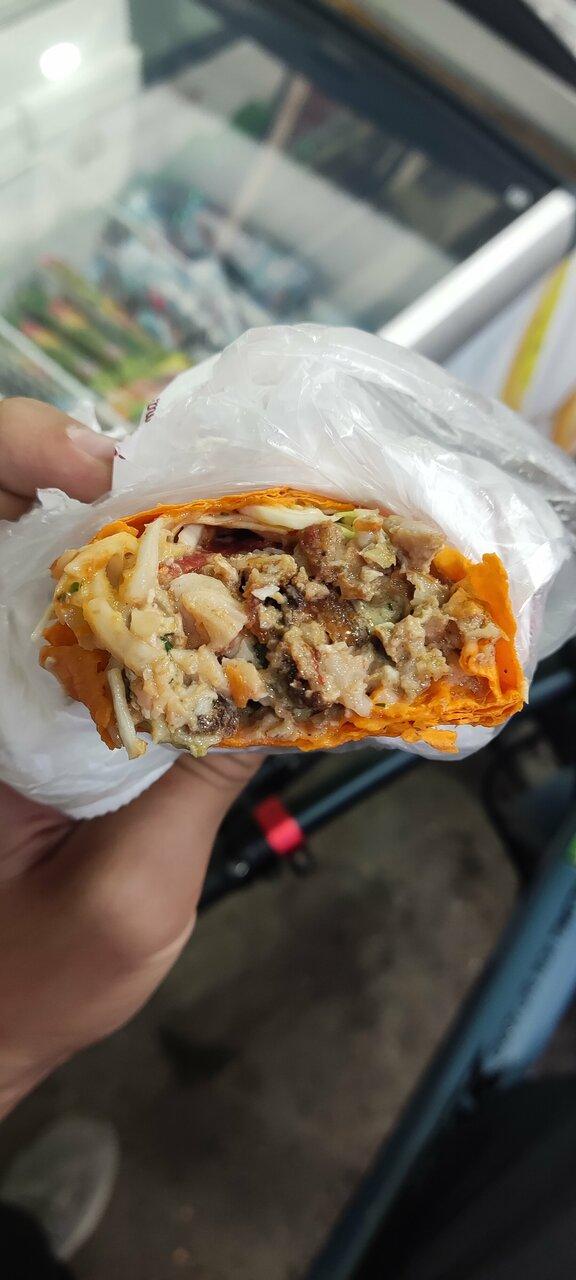 Киоск фастфудной продукции