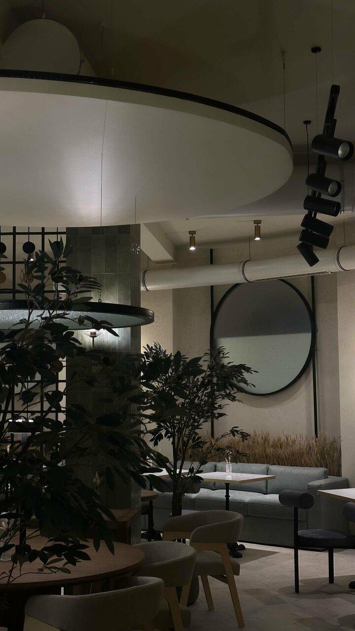 Twr Bar & Kitchen
