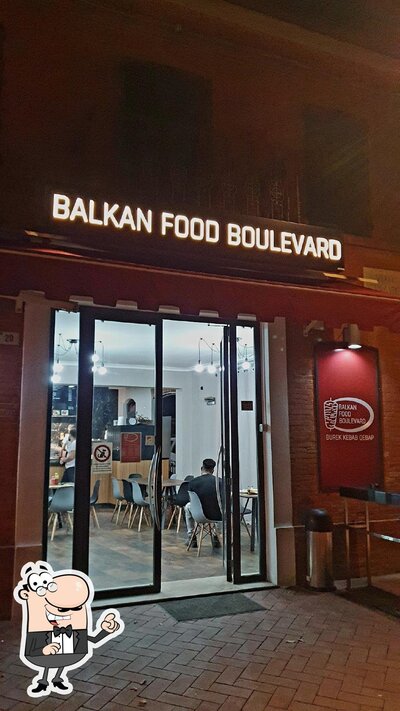Gli interni di Balkan Food Boulevard