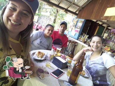 Veja imagens do interior do Bar Ponto Pergunta