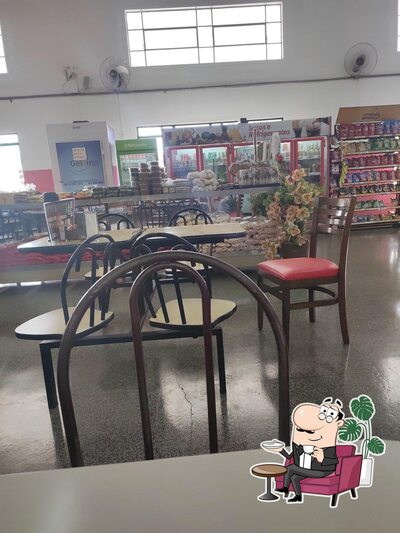 Veja imagens do interior do Restaurante Toluca