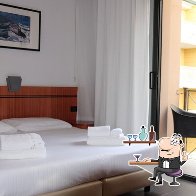 Gli interni di Caffè Contrada Pub